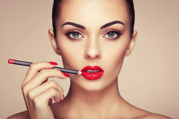 New Beauty Magazine