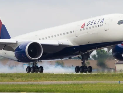 Delta Flight DL275 Diverted to LAX