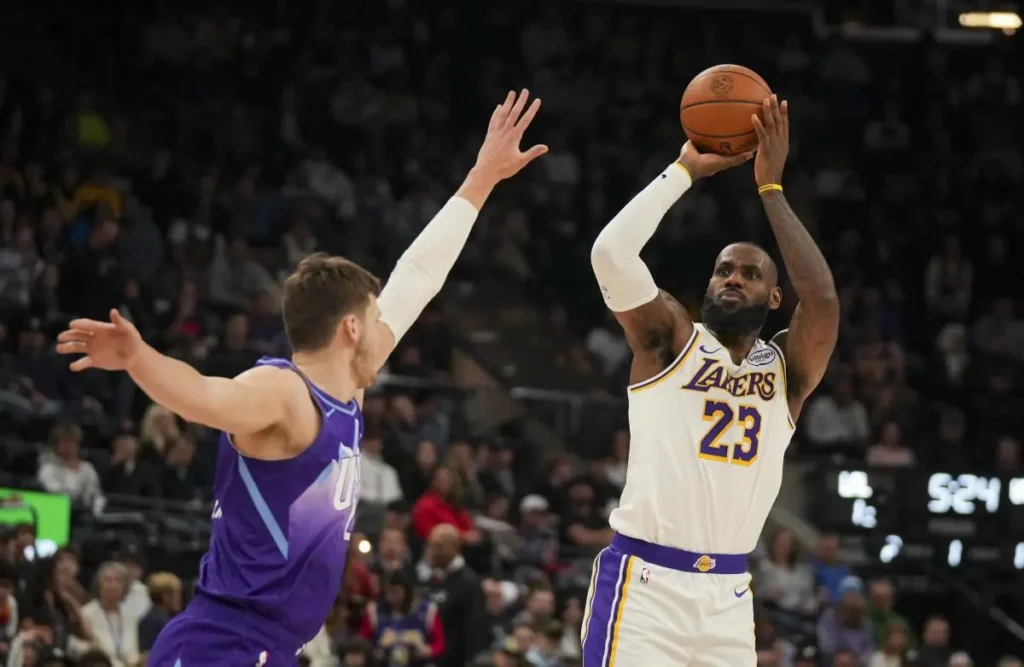 Lakers vs Utah Jazz